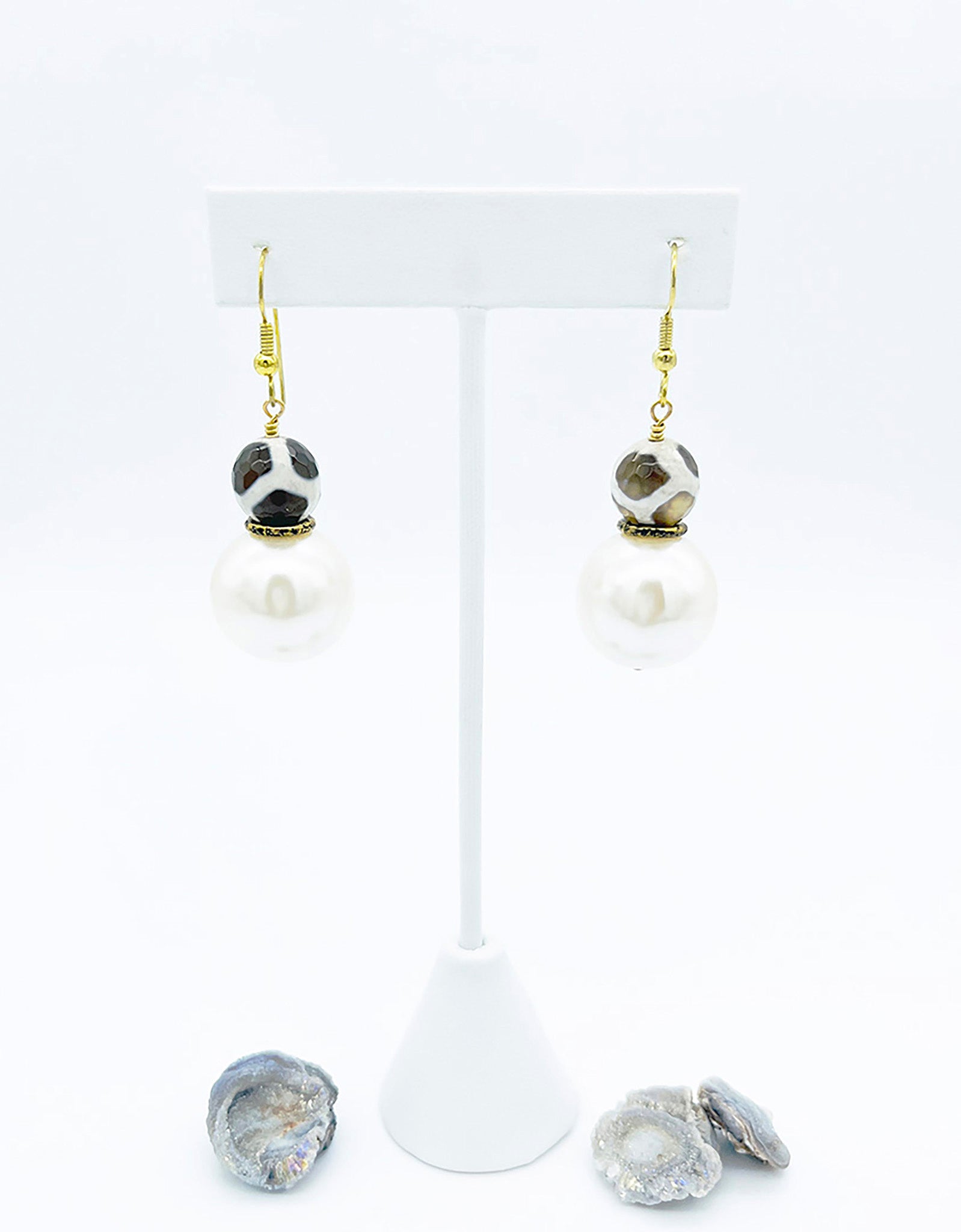 Dzi and pearl drop earrings