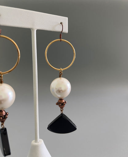 Dangle earrings with acrylic and pearl side view